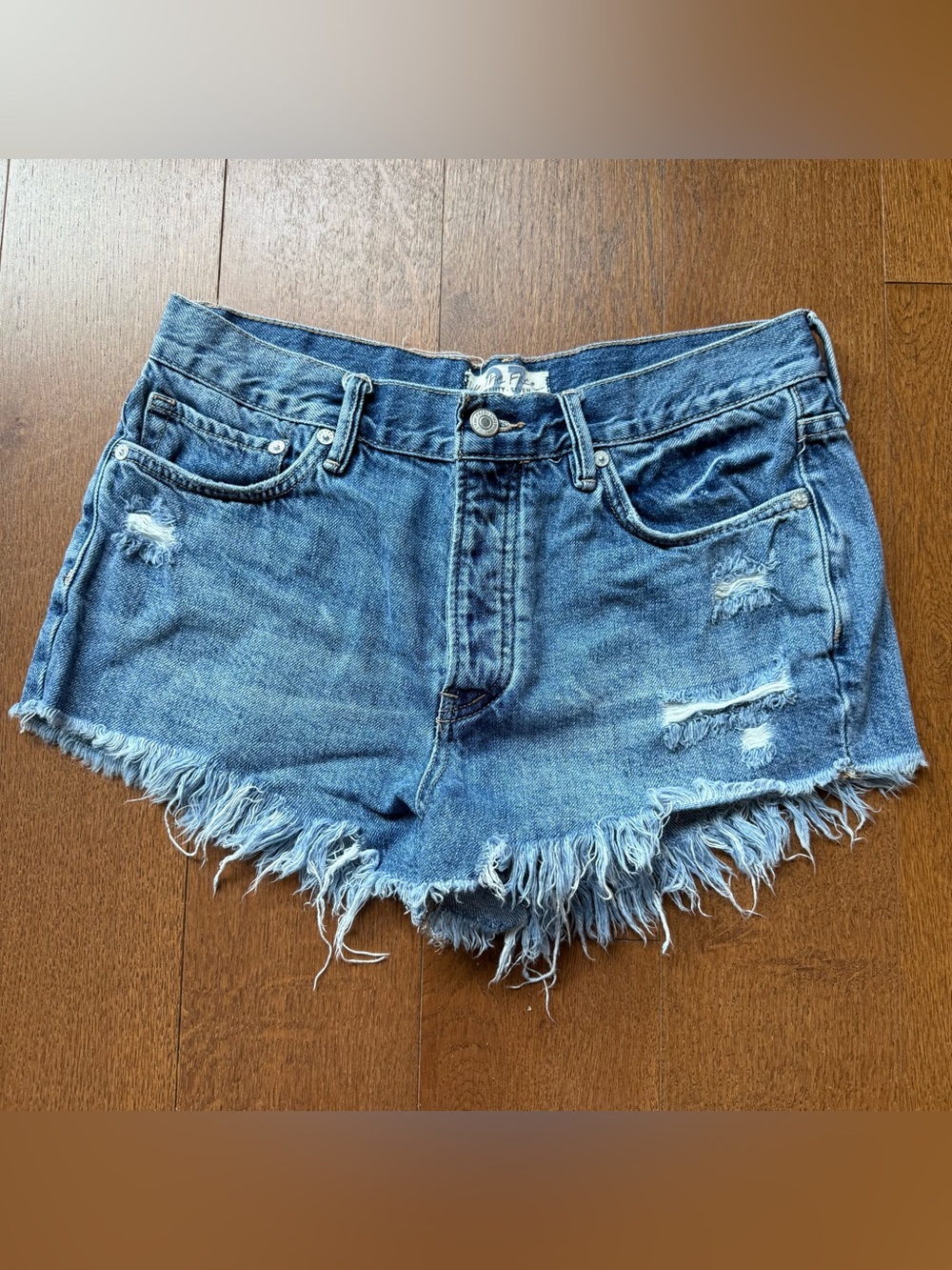 Free People Denim Frayed Hem Women’s Shorts